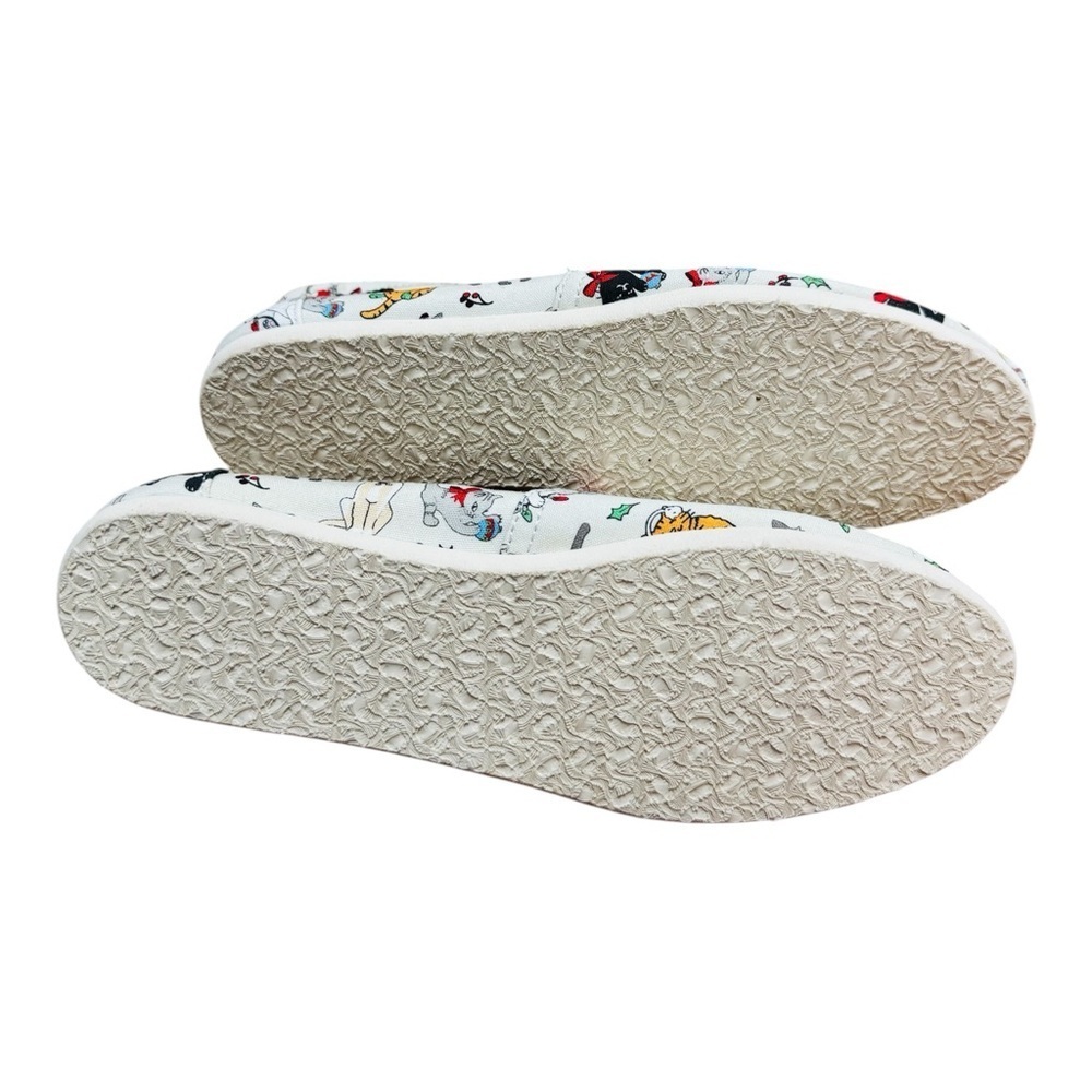 Playful Cat Print Slip-On Shoes - Picture 3 of 4
